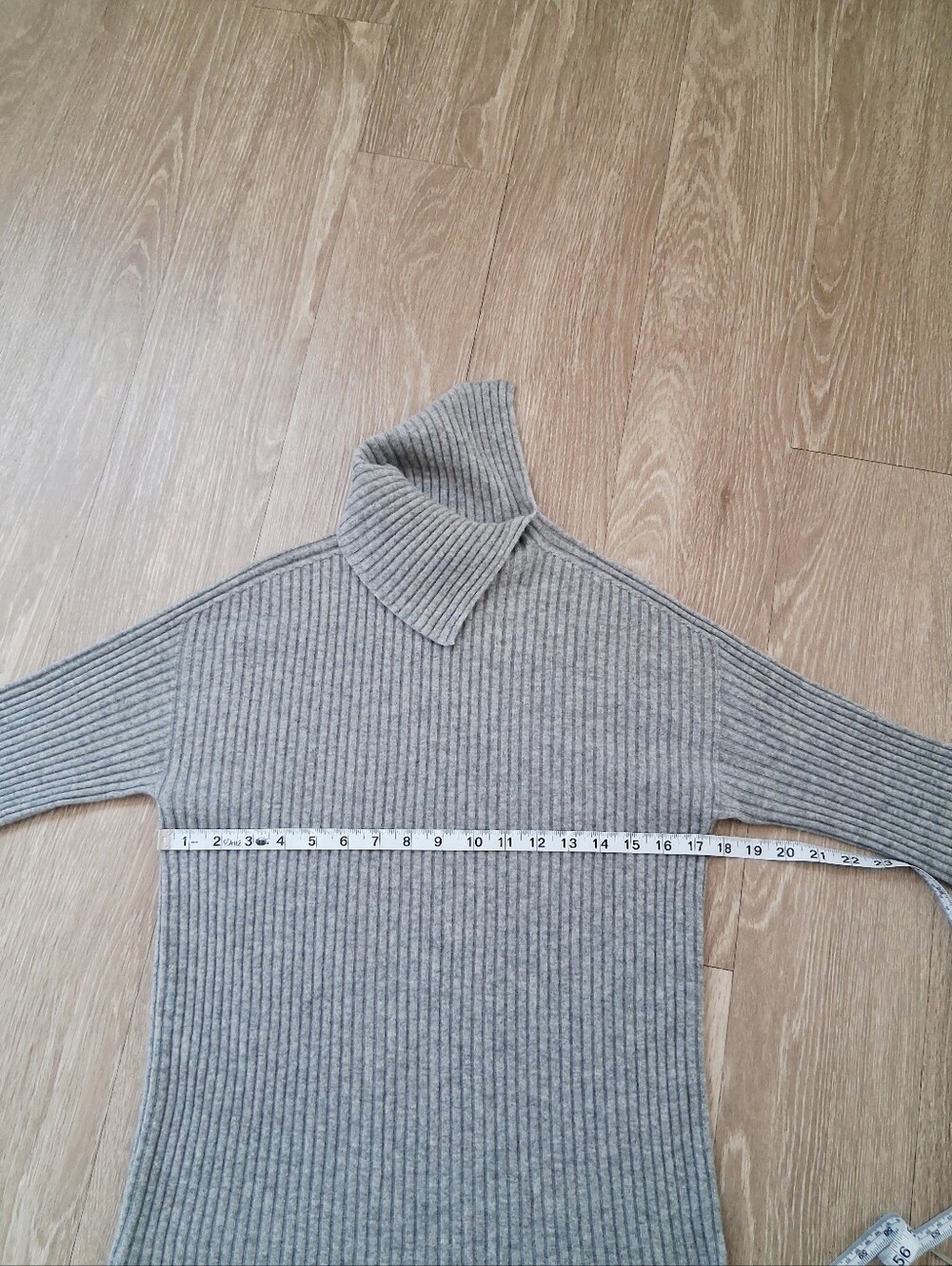 Eileen Fisher Cashmere Rib Knit Turtleneck Tunic Sweater Quiet Luxury Minimalist - Picture 7 of 11